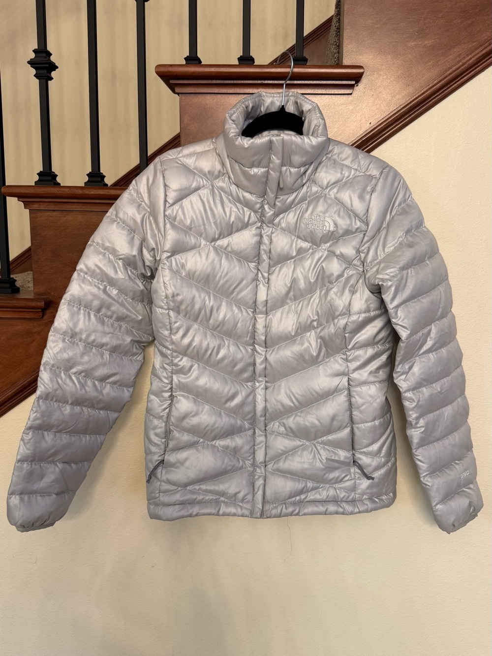 The North Face Light Silver Women's Quilted Puffer Jacket